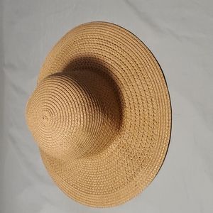 Floppy hat
